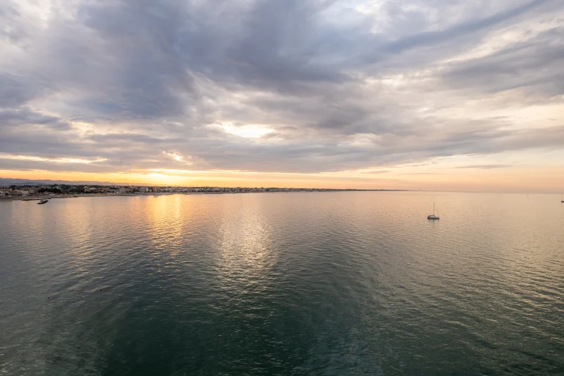 Tramonto sulla costa della Riviera Romagnola