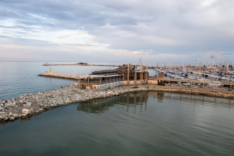 Darsena di Rimini con Ruota Panoramica al Tramonto