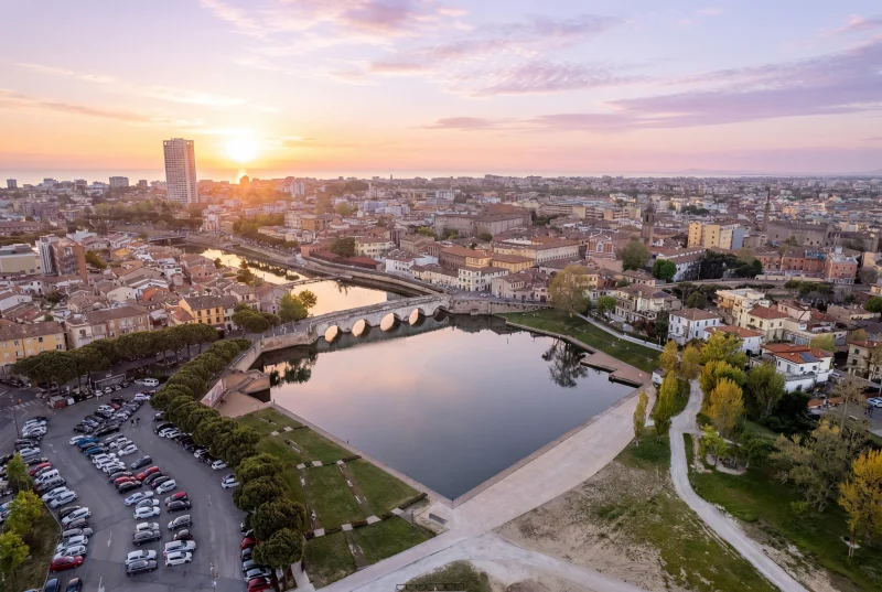 Alba sul Ponte di Tiberio e Borgo San Giuliano a Rimini
