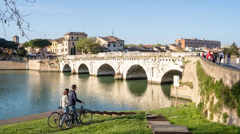 Ponte di Tiberio a Rimini e Borgo San Giuliano
