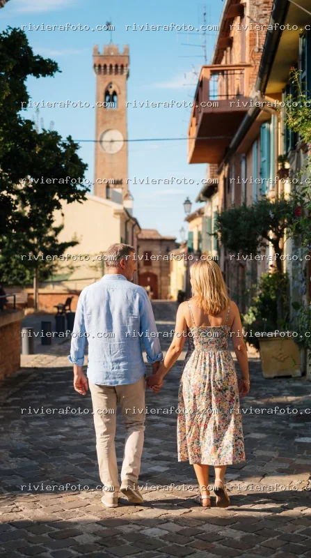 Passeggiata romantica nel borgo storico di Santarcangelo di Romagna