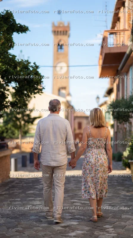 Passeggiata romantica nel borgo storico di Santarcangelo di Romagna
