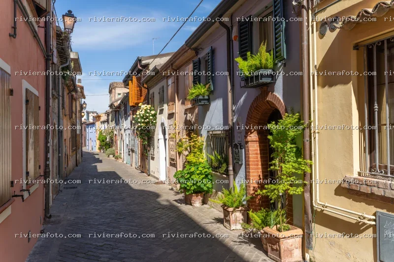 Vicolo Fiorito in un Centro Storico Romagnolo