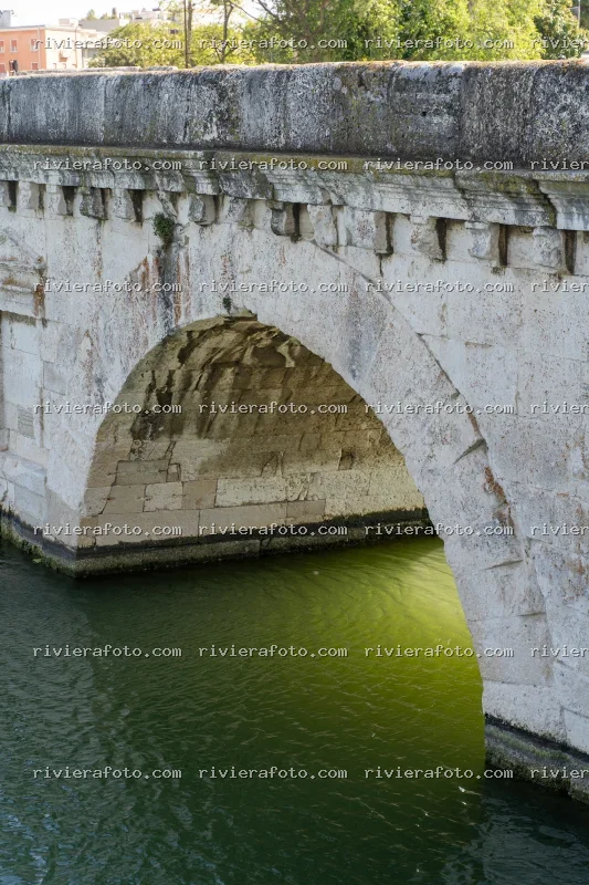 Arco del Ponte di Tiberio a Rimini