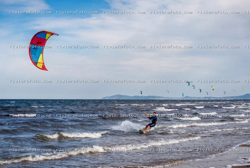Kitesurf sulla Riviera Romagnola
