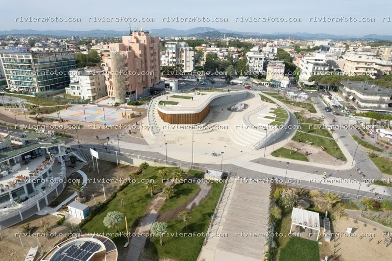 Vista aerea del Parco del Mare e Piazzale Kennedy a Rimini