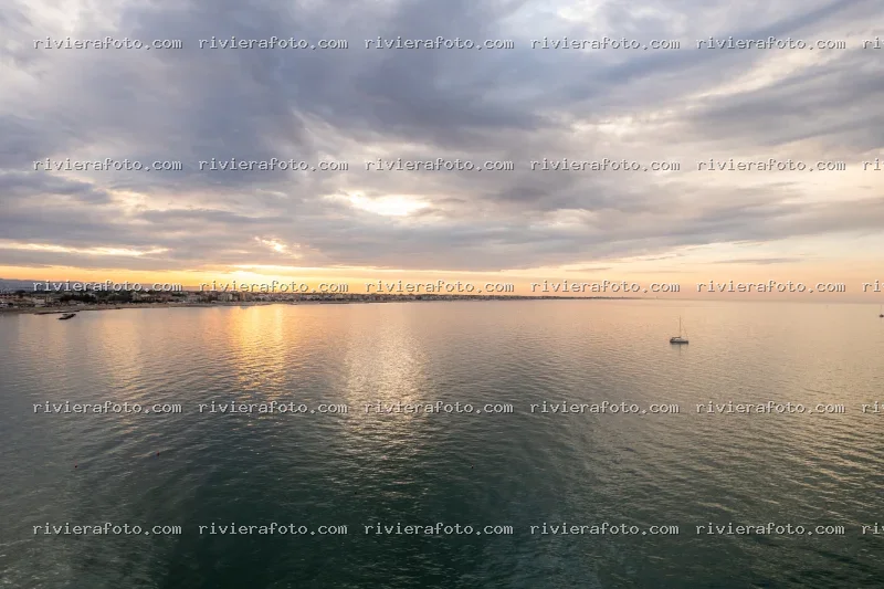 Tramonto sulla costa della Riviera Romagnola