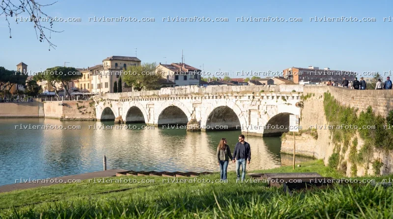 Ponte di Tiberio e Borgo San Giuliano a Rimini