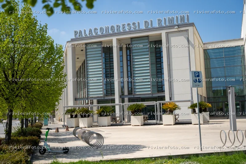 Palacongressi di Rimini in una giornata soleggiata