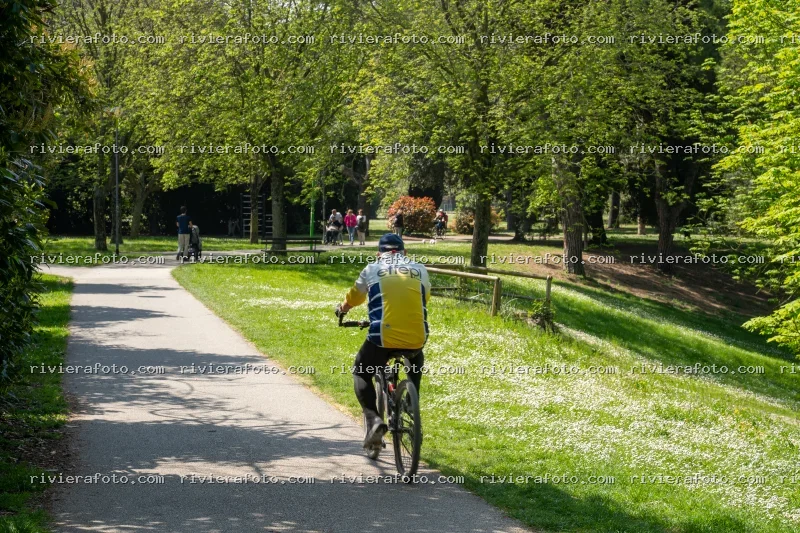 Attività ricreative in un parco della Riviera Romagnola