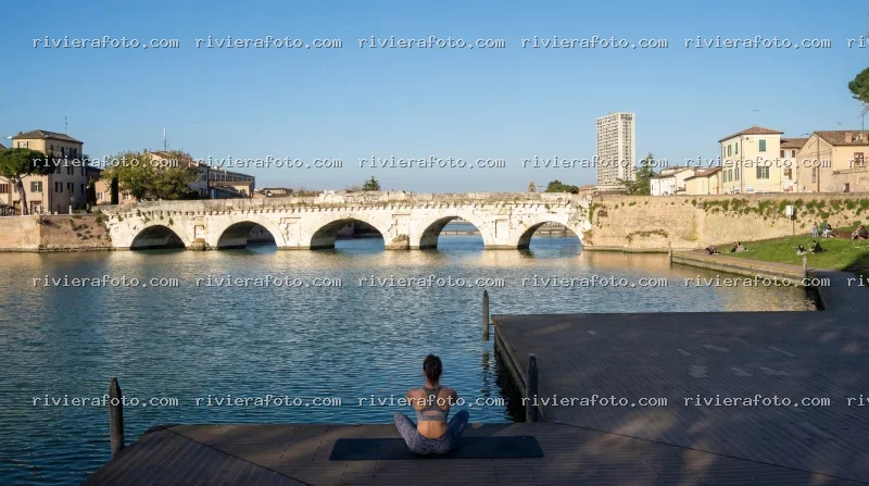 Yoga e relax al Ponte di Tiberio, Rimini