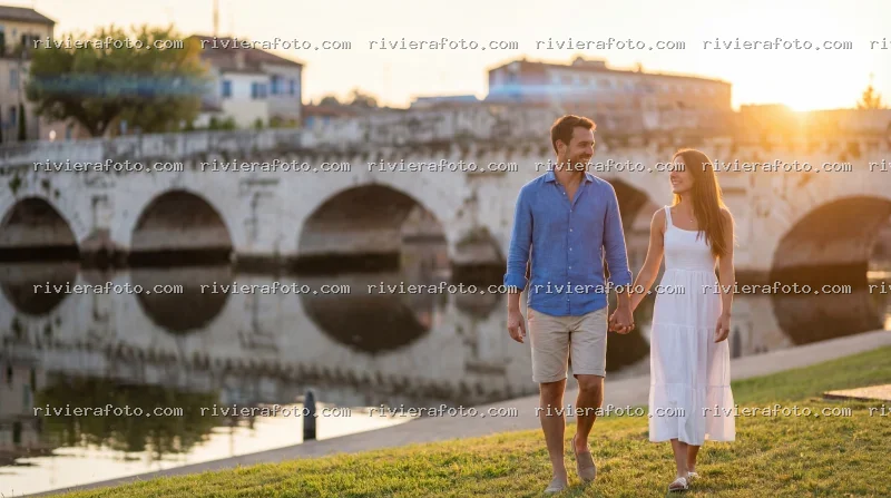 Passeggiata romantica al Ponte di Tiberio a Rimini