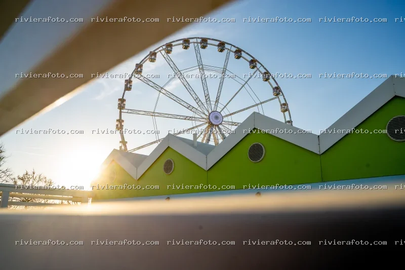 Ruota Panoramica al tramonto a Rimini sulla Riviera Romagnola