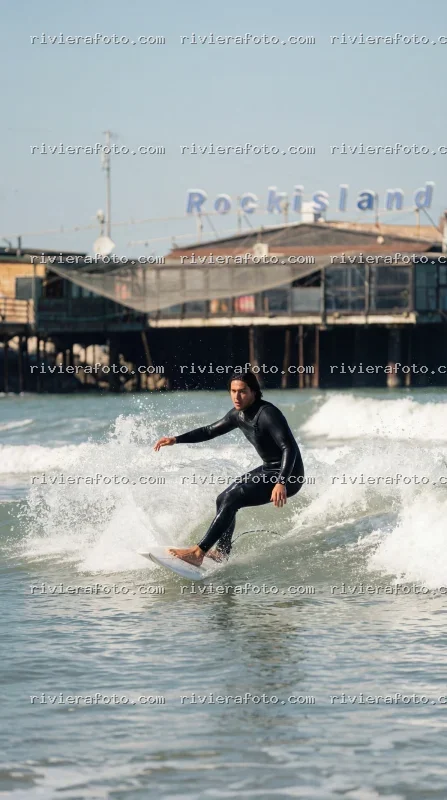 Surf sul mare di Rimini con il Rockisland